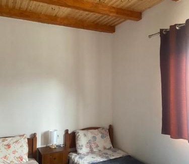 Shale House | Guesthouse Freskia