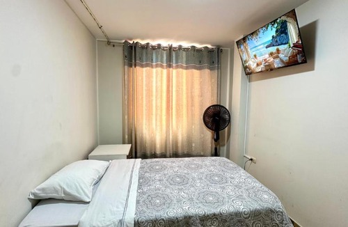 San Martin de Porres House | Habitación privada a 20 min del aeropuerto de Lima