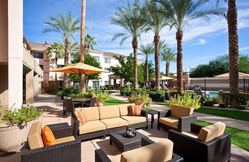 Chandler Apartment | Hall of Flame Museum of Firefighting! Comfortable Unit w/Pool view, Onsite Pool