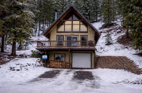 Peshastin House | Hansel Getaway Chalet