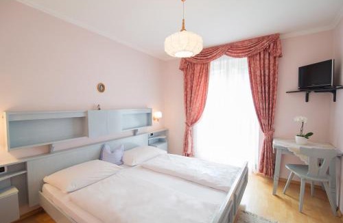 Berg/Monte House | Haus St. Valentin