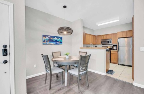 Oro Valley Condo | Heated Pool w/View- 5 Mins to Hiking