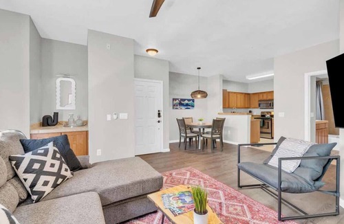 Oro Valley Condo | Heated Pool w/View- 5 Mins to Hiking