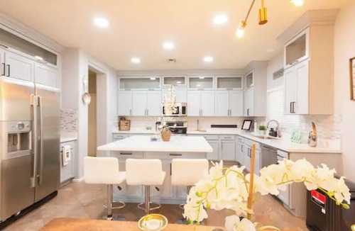 Laveen Village House | heated Private pool 5bd 3 ba 3 garage Laveen