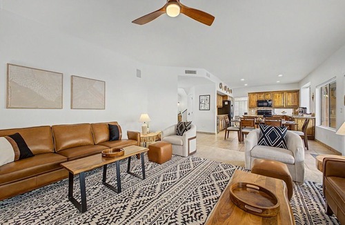 Foothills House | Heated Saltwater Pool, Mtn View, King Beds, Games, Near Golf & Hiking, Sleeps 10