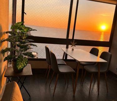 Concon Apartment | Hermoso departamento en Costa de Montemar, Concón -las piscinas sólo se pueden usar en arriendos sobre 15 días