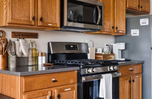 Woodlands Village House | Highland Mesa Townhome