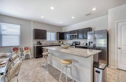 Maricopa House | Highly rated Fully Furnished home in Maricopa!