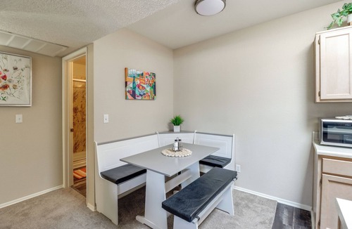 Dietz Apartment | Hike, Swim & Shop: Tucson Condo w/Balcony