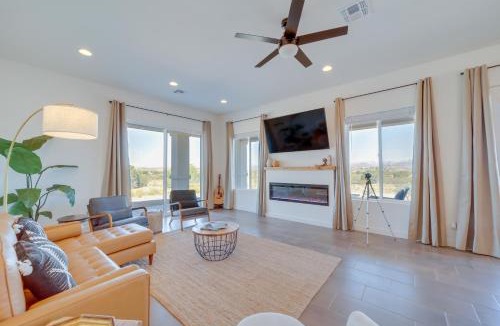 Rimrock House | Hiker's Retreat w/Furnished Patio in Rimrock!