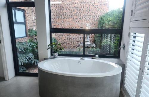 Ladysmith Bed & Breakfast | Hilltop House