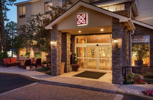 Woodlands Village Hotel | Hilton Garden Inn Flagstaff