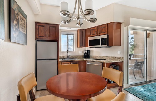 North Scottsdale Resort | Hilton Vacation Club Scottsdale Villa Mirage