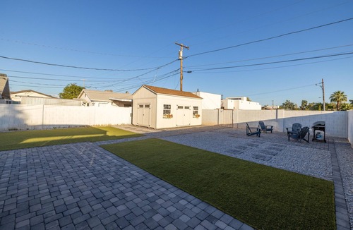 Chesterfield Place Cottage | Historic Cozy and Aesthetic Cottage w/Private, Safe Pet-Friendly Yard
