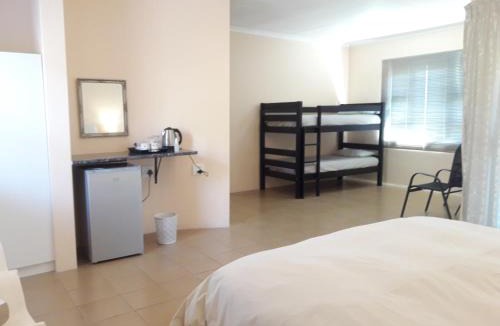 KwaNompondo House | Hluhluwe Gate Safari Camp