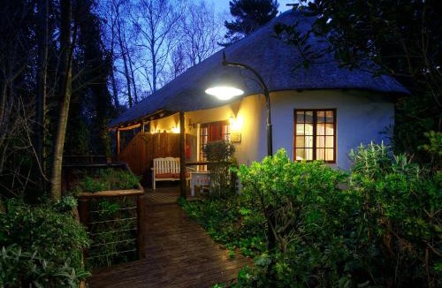 Hogsback Hotel | Hogsback Arminel Self catering Cottages