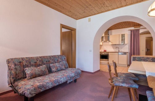 Compaccio Apartment | Holiday Apartment "Ferienparadies Sabina Santner" in the Nature Park on the Seiser Alm