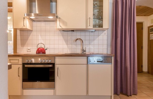 Compaccio Apartment | Holiday Apartment "Ferienparadies Sabina Santner" in the Nature Park on the Seiser Alm