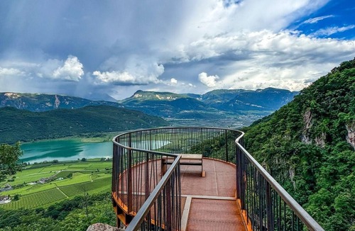Castelvecchio Alto Apartment | Holiday apartment Kaltern an der Weinstraße for 4 - 6 persons with 3 bedrooms - Holiday apartment
