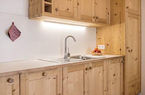 San Martin de Tor Apartment | Holiday Apartment "Ciasa Silvia" with Mountain View & Wi-Fi