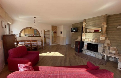 Pieve di Ledro Apartment | Holiday apartment with grill and outdoor pool