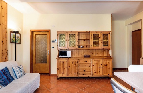 Pinzolo Apartment | Holiday Apartment "Dolomiti di Brenta" with Mountain View, Garden & Wi-Fi