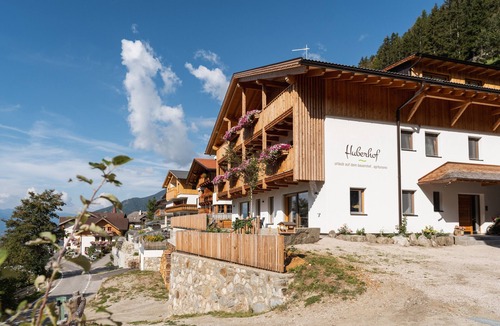 Gais Apartment | Holiday Apartment 'Huberhof Enzian' with Mountain View, Private Terrace and Wi-Fi