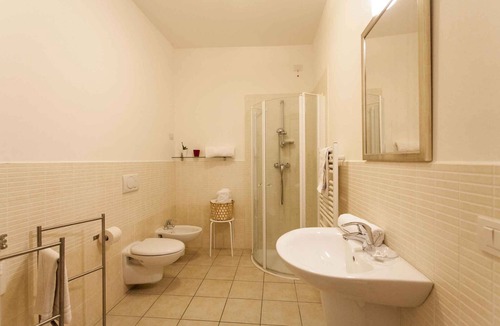Ceniga Apartment | Holiday apartment in a sunny and quiet location surrounded by vineyards