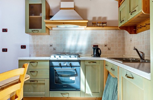 Ronzo-Chienis Apartment | Holiday Apartment "Agritur Piazera Attico" with Mountain View