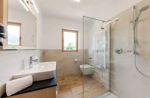 Gudon Apartment | Holiday Apartment 'Natur Suite Edelweisshof Ferdi' with Mountain View, Garden & Wi-Fi