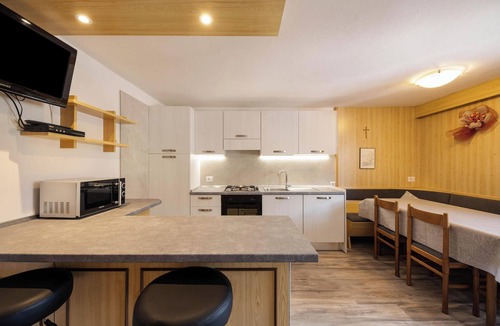 Moena Apartment | Holiday Apartment Primavera 3 with Mountain View, Wi-Fi & Garden