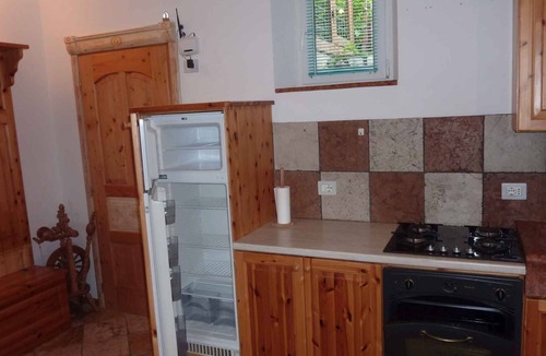 Canale di Tenno Apartment | Holiday apartment with terrace and parking