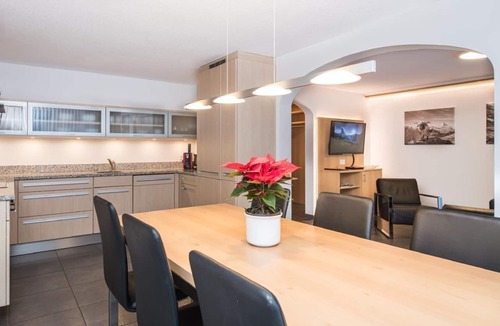 Zermatt Apartment | Holiday apartment Zermatt for 1 - 7 persons with 3 bedrooms - Holiday apartment in one or multi-fami