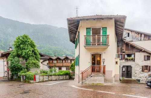 Caderzone Terme House | Holiday Home Corticella Alta by Interhome
