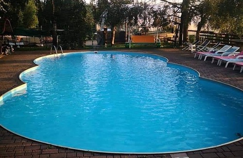 Baselga di Pine House | Holiday Home 'Villa Lory' with Mountain View, Shared Pool and Shared Garden