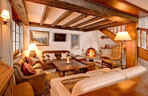 Zermatt Ski Chalet | Holiday house Zermatt for 1 - 10 persons with 5 bedrooms - Chalet