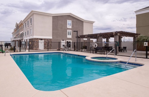 Sierra Vista Hotel | Holiday Inn Express Sierra Vista, an IHG Hotel