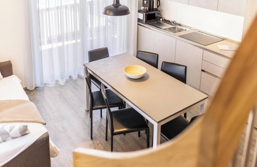 Mareo Apartment | Holiday Apartment "Sis Residenz Bun Sté" with Mountain View, Whirlpool and Sauna