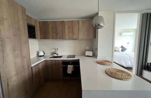 Vitacura Apartment | HOM ELITE I Executive Suite - Vista, AC, Parking