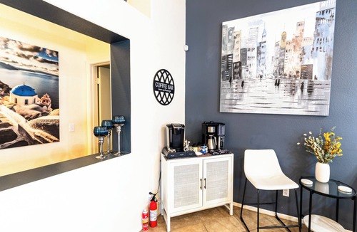 Larissa House | Homelike style meets elegant simplicity—peaceful, warm, and instantly welcoming.