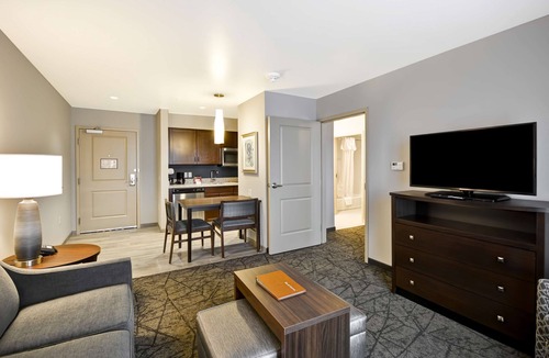 Tempe Hotel | Homewood Suites by Hilton Phoenix Tempe ASU Area