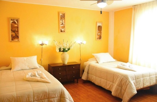 Huacachina Hotel | Hospedaje Claudia