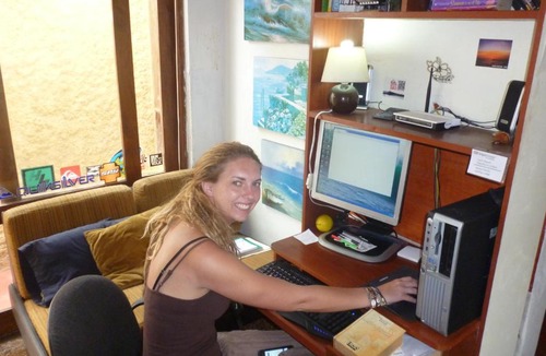 Punta Hermosa Hostel | Hostal Merlin Punta Hermosa