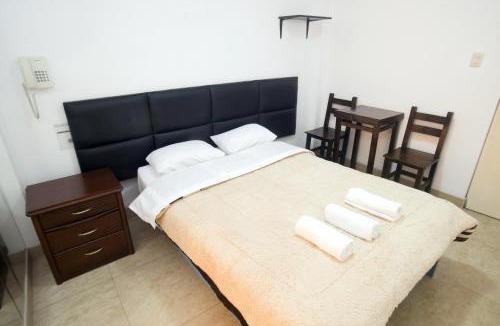 Brena Hotel | Hostal Sueños Breña