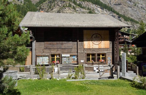 Zermatt Hostel | Hostel ∙ 8 guests