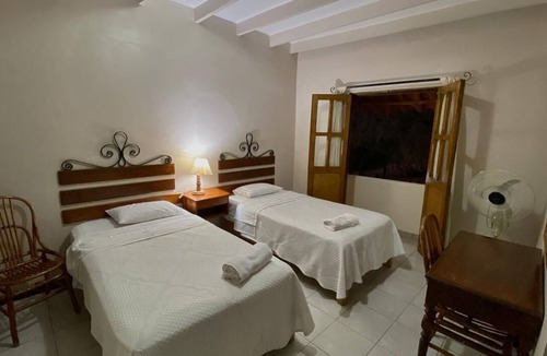 Huacachina Hotel | Hostería Suiza