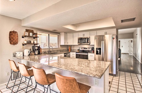 Tucson House | Hot Tub Mountain View Getaway in Tucson!