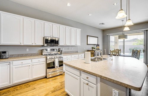 Stetson Hills State House | Hot Tub & On-Site Hiking: Phoenix Retreat!