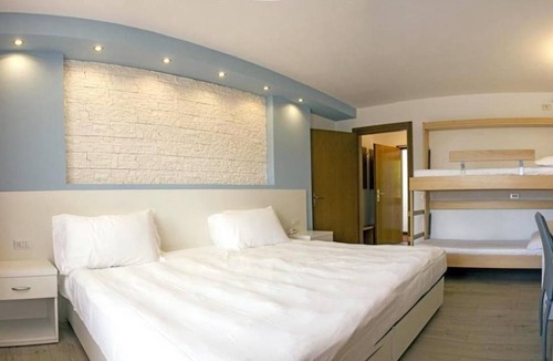 Costa Hotel | Hotel ∙ 2 guests