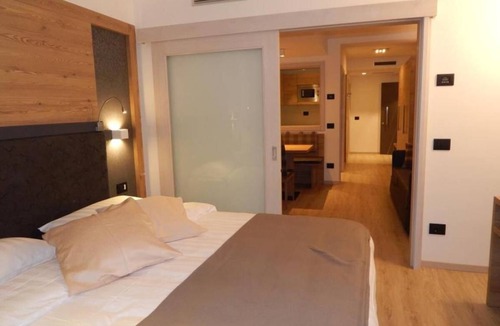 Pinzolo Hotel | Hotel ∙ 4 guests